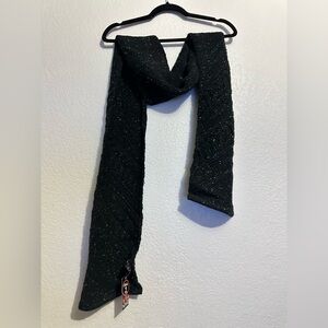Chic Black speckled knit scarf new with tag